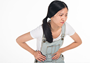 潰瘍性結(jié)腸炎肚子疼怎么辦？潰瘍性結(jié)腸炎是怎么引起的？