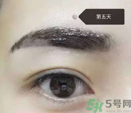 紋眉后多久恢復(fù)自然？紋眉多久能變得自得自然？