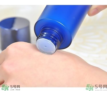 ahc水乳好用嗎？ahc水乳怎么樣？