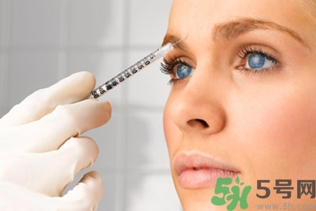 玻尿酸隆鼻的危害有哪些？玻尿酸隆鼻的副作用是什么？