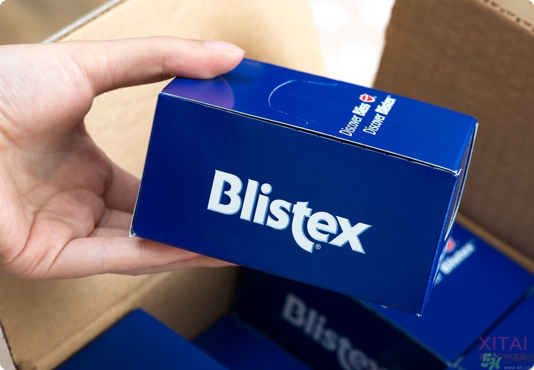 Blistex碧唇小藍罐好用嗎？怎么用？