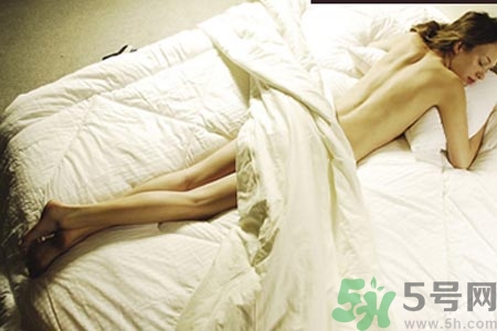少女可以裸睡嗎？少女適合裸睡嗎？