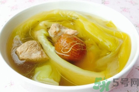 秋季吃什么滋陰潤肺？秋季女人養(yǎng)生滋陰潤肺湯譜