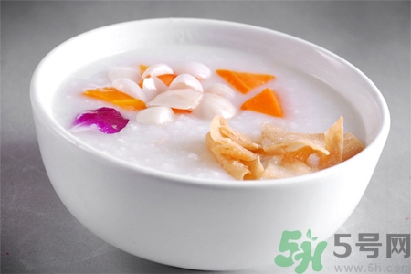 秋季吃什么滋陰潤肺？秋季女人養(yǎng)生滋陰潤肺湯譜