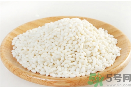 女性吃糯米會(huì)發(fā)胖嗎？5類人要慎食糯米