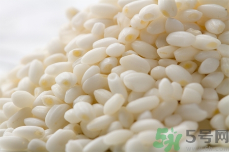 女性吃糯米會(huì)發(fā)胖嗎？5類人要慎食糯米
