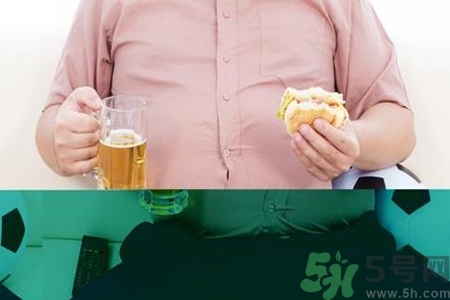 晚上不吃飯真的能減肥嗎？不吃晚飯的危害有哪些？