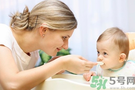新生兒需要補(bǔ)鈣嗎？新生兒如何補(bǔ)鈣？
