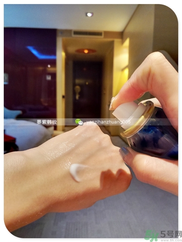 ahc玻尿酸噴霧怎么用？ahc b5玻尿酸噴霧使用方法