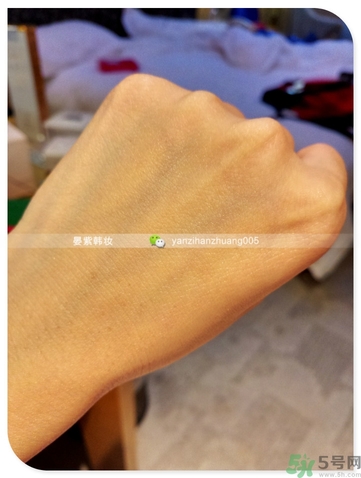 ahc玻尿酸噴霧怎么用？ahc b5玻尿酸噴霧使用方法