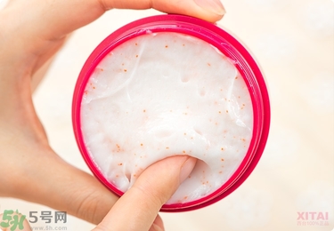 資生堂護(hù)手霜怎么樣？資生堂護(hù)手霜100g紅罐好用嗎？