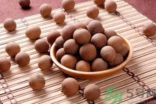 干桂圓怎么吃不上火？吃干桂圓有什么好處？