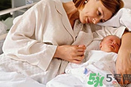 秋天怎么坐月子？秋天坐月子需要注意什么？