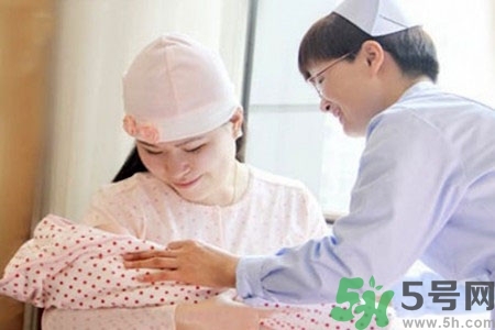 秋天怎么坐月子？秋天坐月子需要注意什么？
