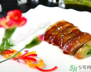 海參可以帶上飛機(jī)嗎？活海參可以托運(yùn)嗎？