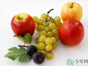 葡萄和蘋果可以一起吃嗎？葡萄和蘋果可以一起榨汁嗎？