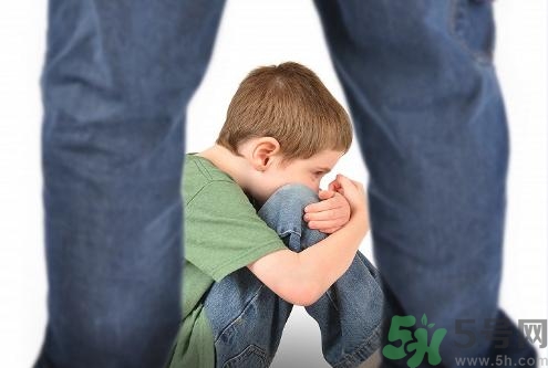 打罵孩子是犯罪行為嗎？打罵孩子對(duì)孩子的影響