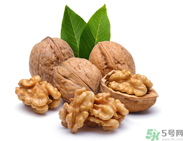 紙皮核桃和普通核桃哪個(gè)好？紙皮核桃和普通的核桃有什么區(qū)別？