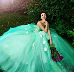 結(jié)婚可以穿綠色衣服嗎？結(jié)婚為什么穿綠鞋子？