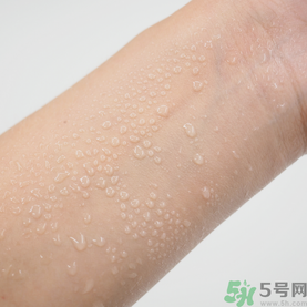 露娜luna氣墊粉底好不好用？luna氣墊bb好用嗎？