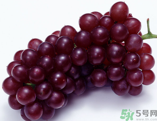 鮮棗和葡萄能一起吃嗎？鮮棗和葡萄一起吃會(huì)怎么樣？