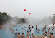 泡溫泉要準(zhǔn)備什么？泡溫泉要自帶拖鞋嗎？