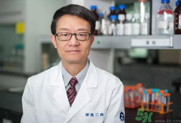 蘇打水可以喝嗎？小蘇打能吃嗎？