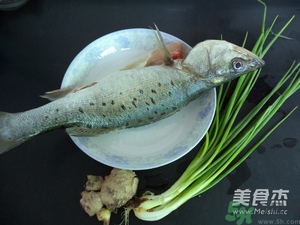 鱸魚蒸多長時間？鱸魚怎么蒸？