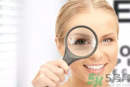眼睛視力模糊是怎么回事？眼睛視力模糊是怎么辦？