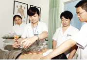 老人能在家拔火罐嗎？老年人拔火罐需要注意什么？