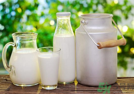 吃完柿子可以喝牛奶嗎？吃完柿子多久可以喝牛奶？