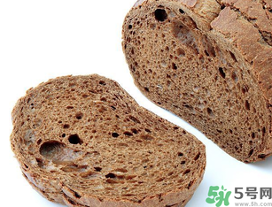 晚上吃全麥面包會(huì)胖嗎？吃全麥面包會(huì)胖嗎？