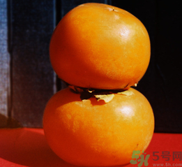 女人吃柿子有什么好處？女人吃柿子好嗎？