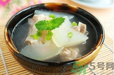 入秋喝什么湯最好？秋季養(yǎng)生湯有哪些？