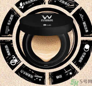 w.lab雪花氣墊黑色款怎么樣？w.lab雪花氣墊黑色和白色區(qū)別？