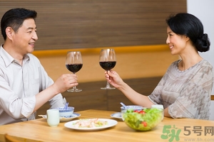葡萄酒每天喝多少最合適？葡萄酒一天喝多少最好？