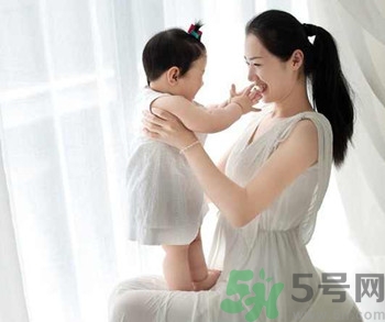 吸乳器怎么用？吸乳器手動好還是電動好？