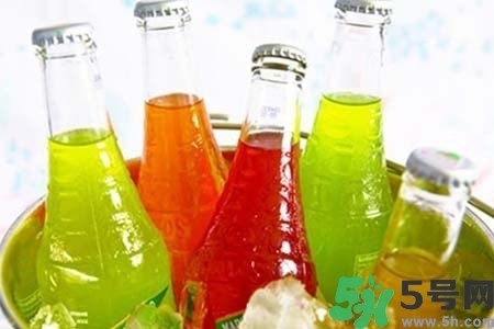 喝無(wú)糖飲料可以減肥嗎？喝無(wú)糖飲料會(huì)變胖嗎？