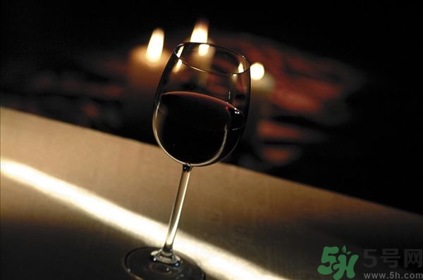葡萄酒什么時(shí)候過濾？自制葡萄酒多久可以過濾？