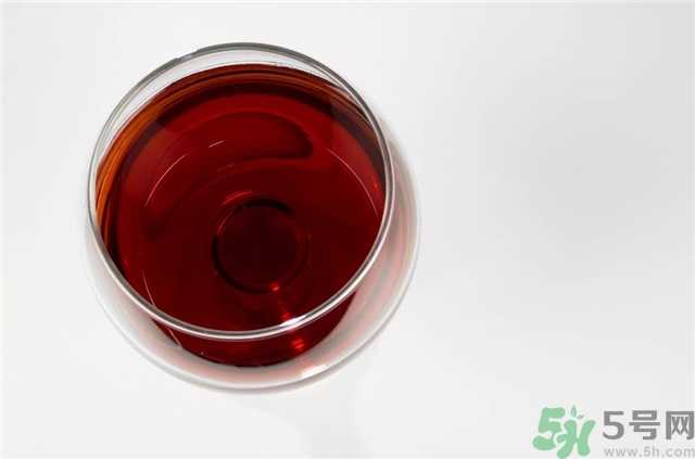 葡萄酒不能和什么一起吃？葡萄酒和什么食物相克？