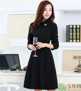 十月份可以穿裙子嗎？十月份穿什么衣服合適？