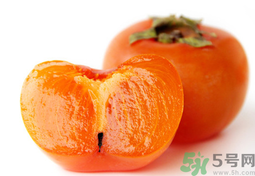 新鮮柿子皮可以吃嗎？吃了柿子皮怎么辦？