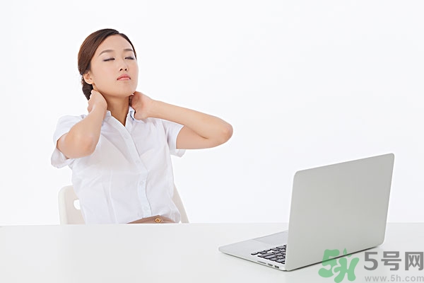 太累了會(huì)不會(huì)導(dǎo)致月經(jīng)退后？太累會(huì)導(dǎo)致月經(jīng)推遲嗎