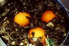 艾葉煮雞蛋有什么作用？痛經(jīng)能吃艾葉煮雞蛋嗎？