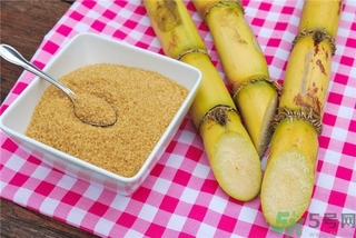 吃甘蔗有什么好處？吃甘蔗的好處與壞處