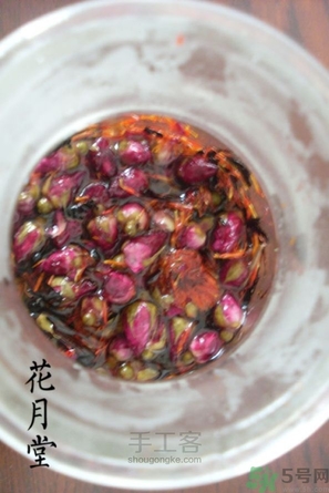 胭脂怎么用？胭脂的功效作用
