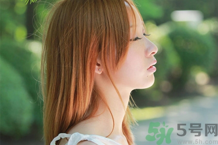 去醫(yī)院打耳洞掛什么科？去醫(yī)院打激光耳洞多少錢？