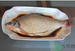 鯽魚(yú)死了還能吃嗎？死鯽魚(yú)能吃嗎？