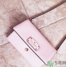 kate spade和mk哪個好？kate spade凱特絲蓓和mk哪個貴？
