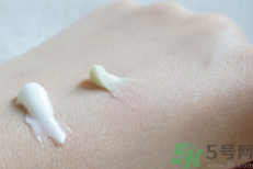 白兔祛痘膏和獅王哪個好？白兔牌暗瘡膏哪款好？